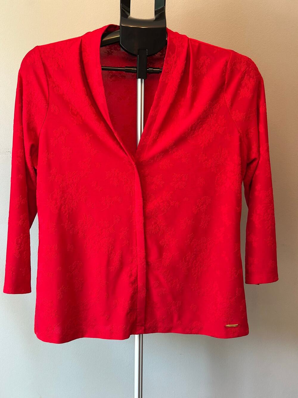 Calvin Klein Cardigan Women PL Red Floral Jacquard Open Front‎ Quiet Luxury